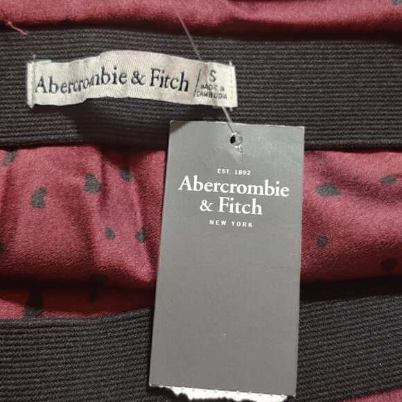 NWT ABERCROMBIE & FITCH Plum Polka Dot Faux Wrap Satin Mini Skirt - Picture 9 of 10